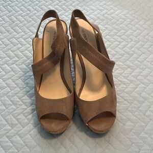 Audrey Brook cork heels size 9.5